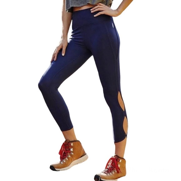 FREE PEOPLE Movement Pants Infinity High Rise 7/8 Cutout Leggings Blue - Picture 8 of 12